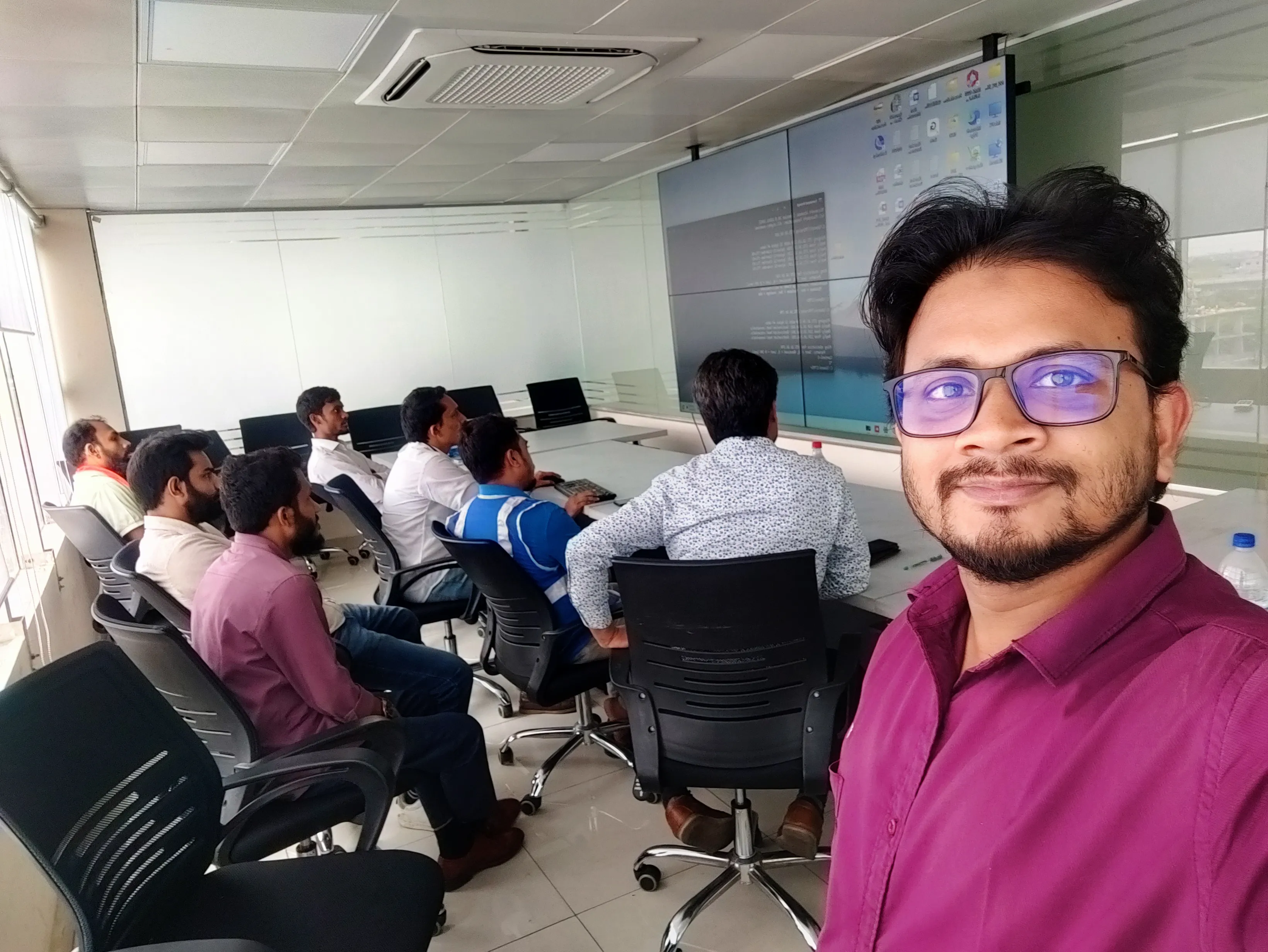 In the control room during a team monitoring session