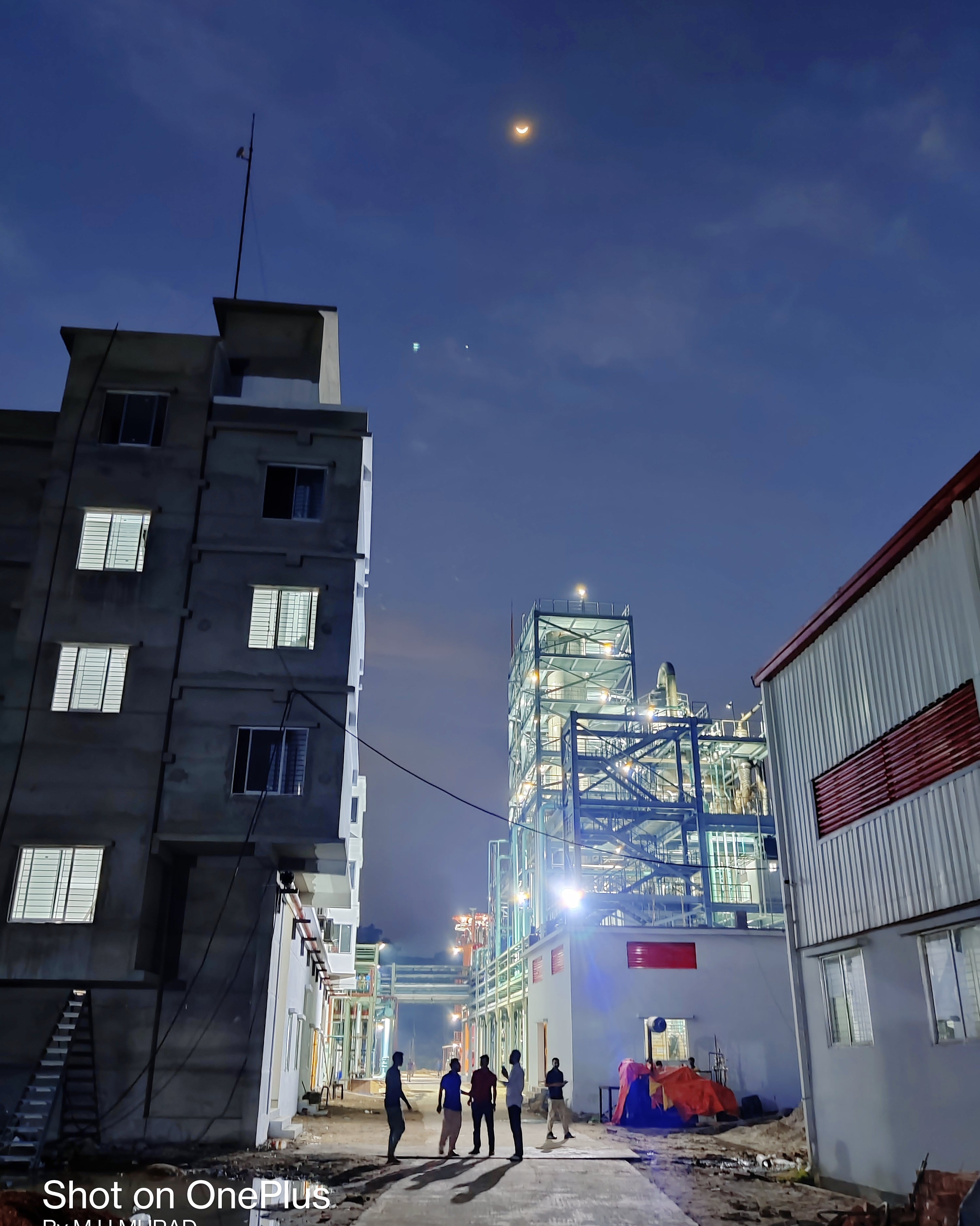 H2O2 and H2 plant at Al-Razi Chemical Complex at night